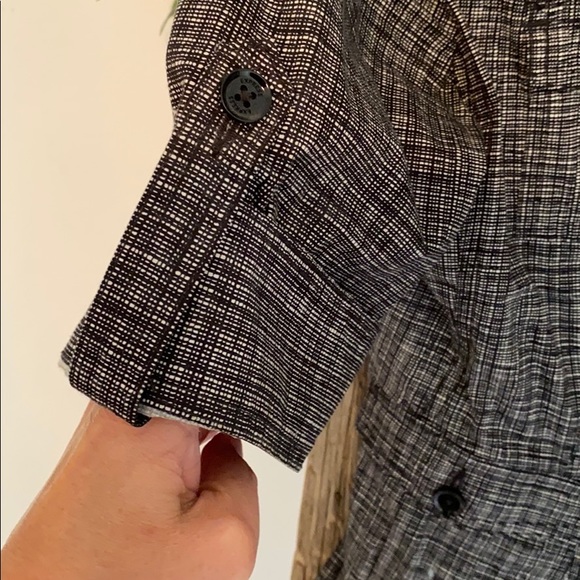 🌺2/$10. Express Jacket - Picture 3 of 6